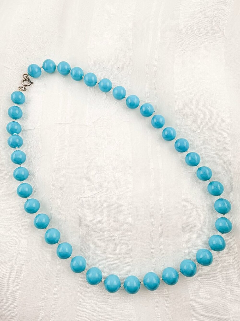 Vintage 18" Turquoise Blue Glossy Bead Hand Knotted Strand Necklace